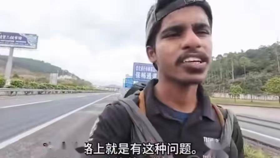 印度“抱怨哥”来中国，后悔不该来：5包方便面竟然要5元人民币