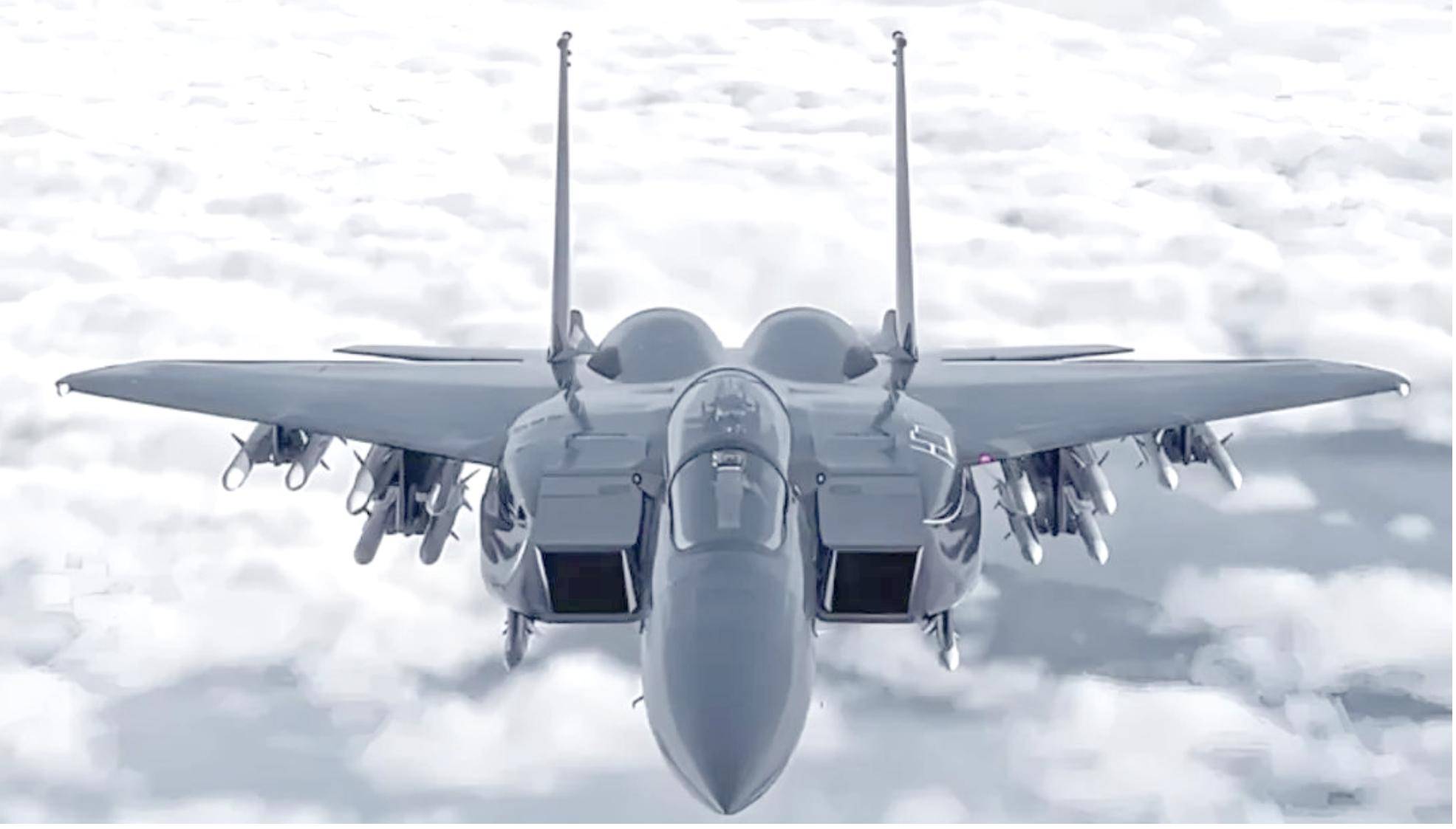 花228亿美元，F15EX战机6年9架，美军头疼的是，中国9年300架歼16